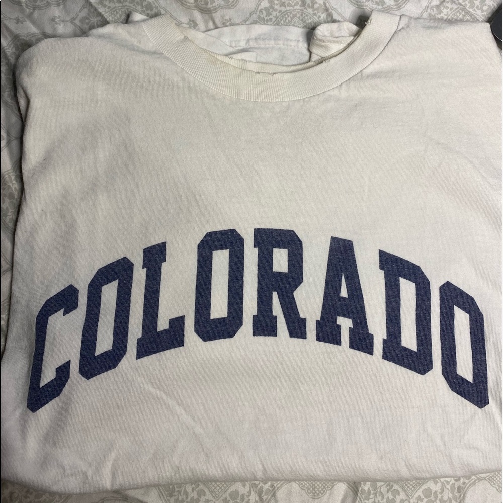 ✨3/$25✨aleena oversized colorado tshirt